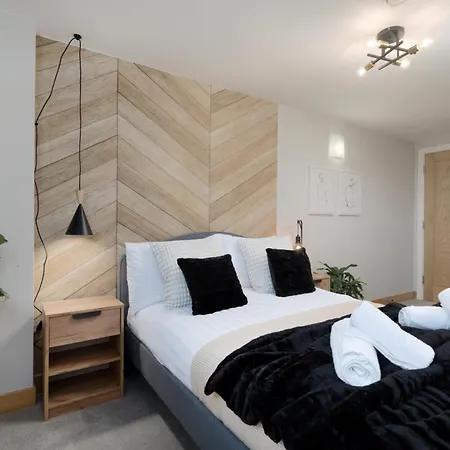 Apartment Scandi Abode In Leeds - Sleeps 8 Leeds (West Yorkshire)
